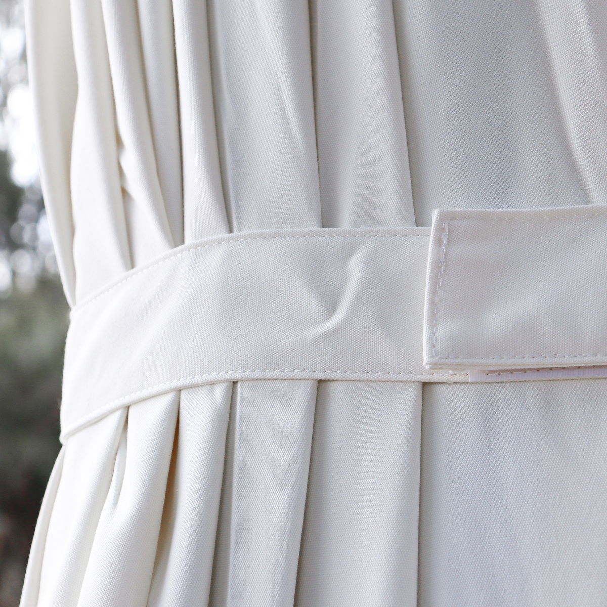 Cantilever Square Umbrellas