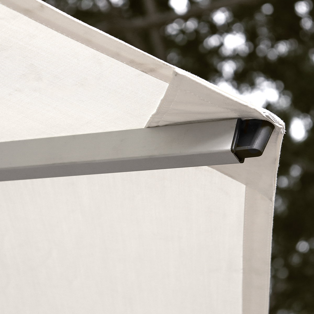 Cantilever Square Umbrellas