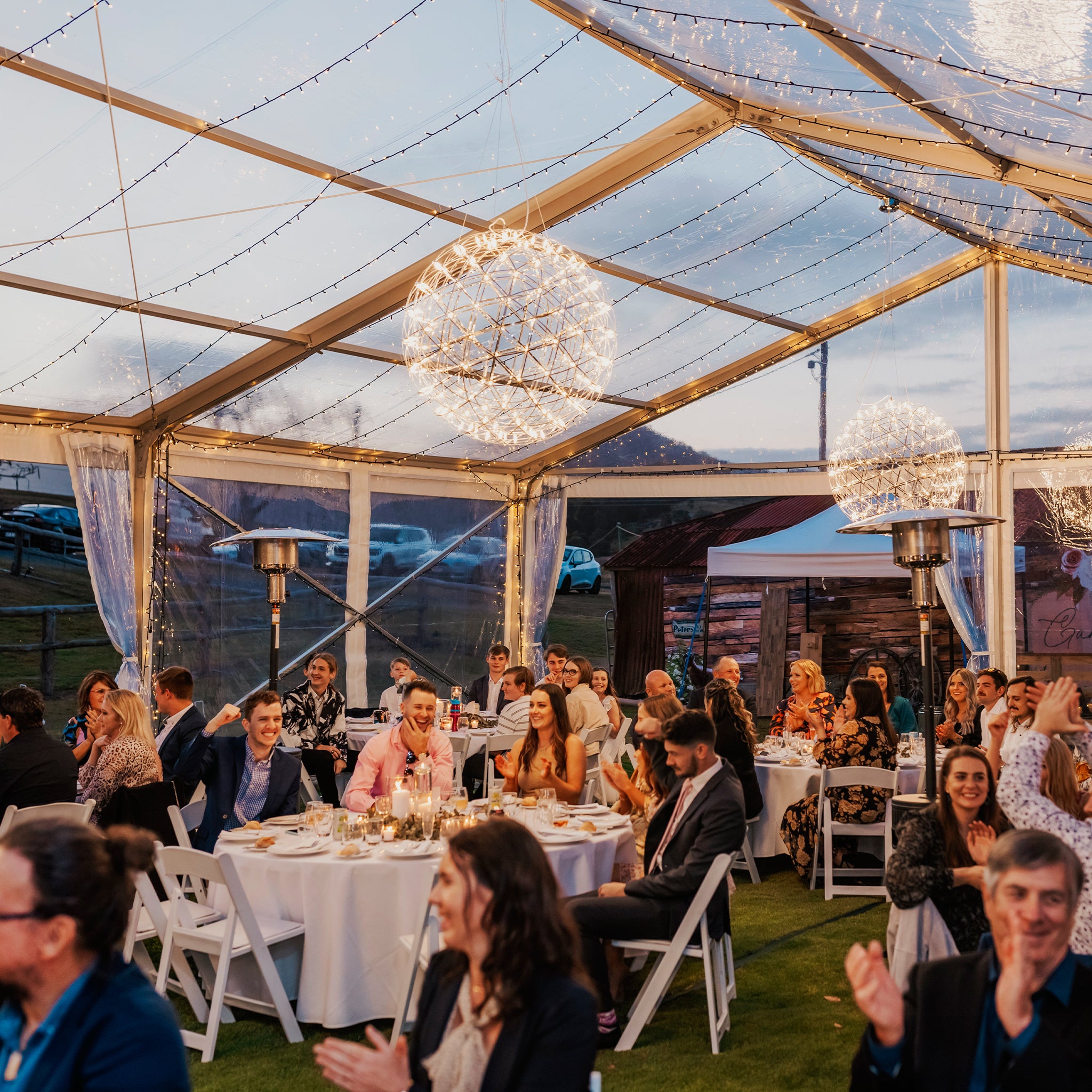 ES Series 122 Crest Tent for Wedding