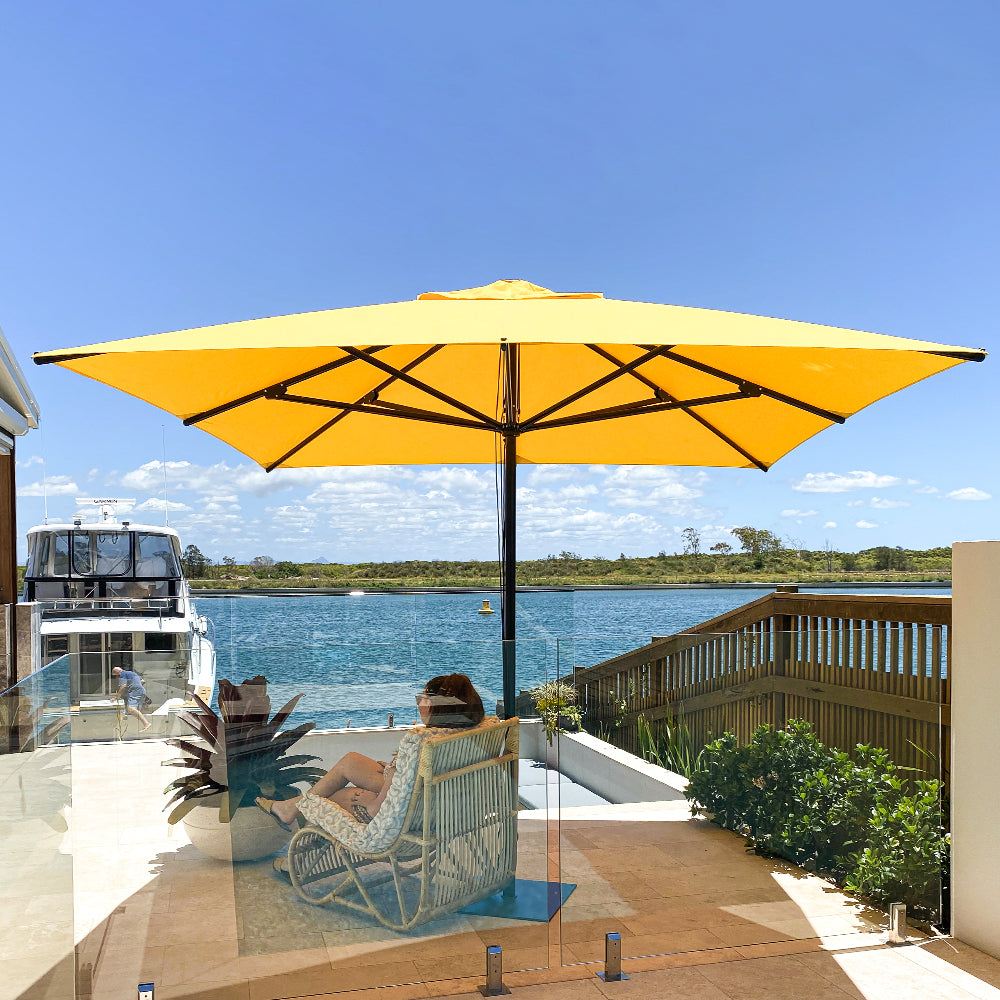 10' x 10' Saville Square | Umbrellas