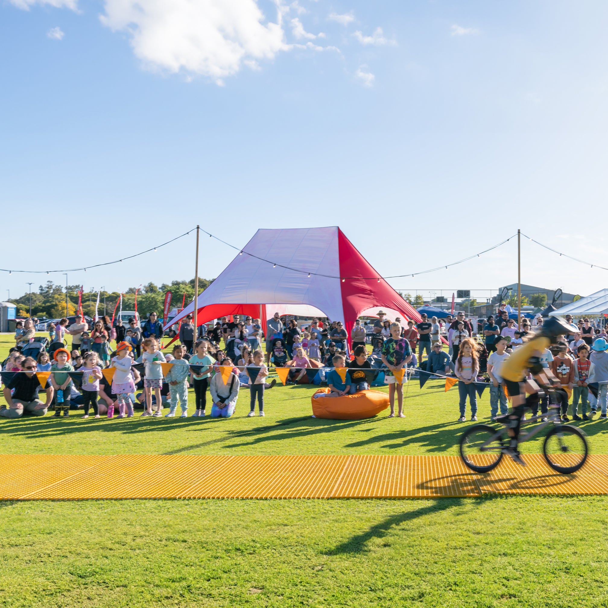 Double Pole Star Shade Red - Extreme Canopy