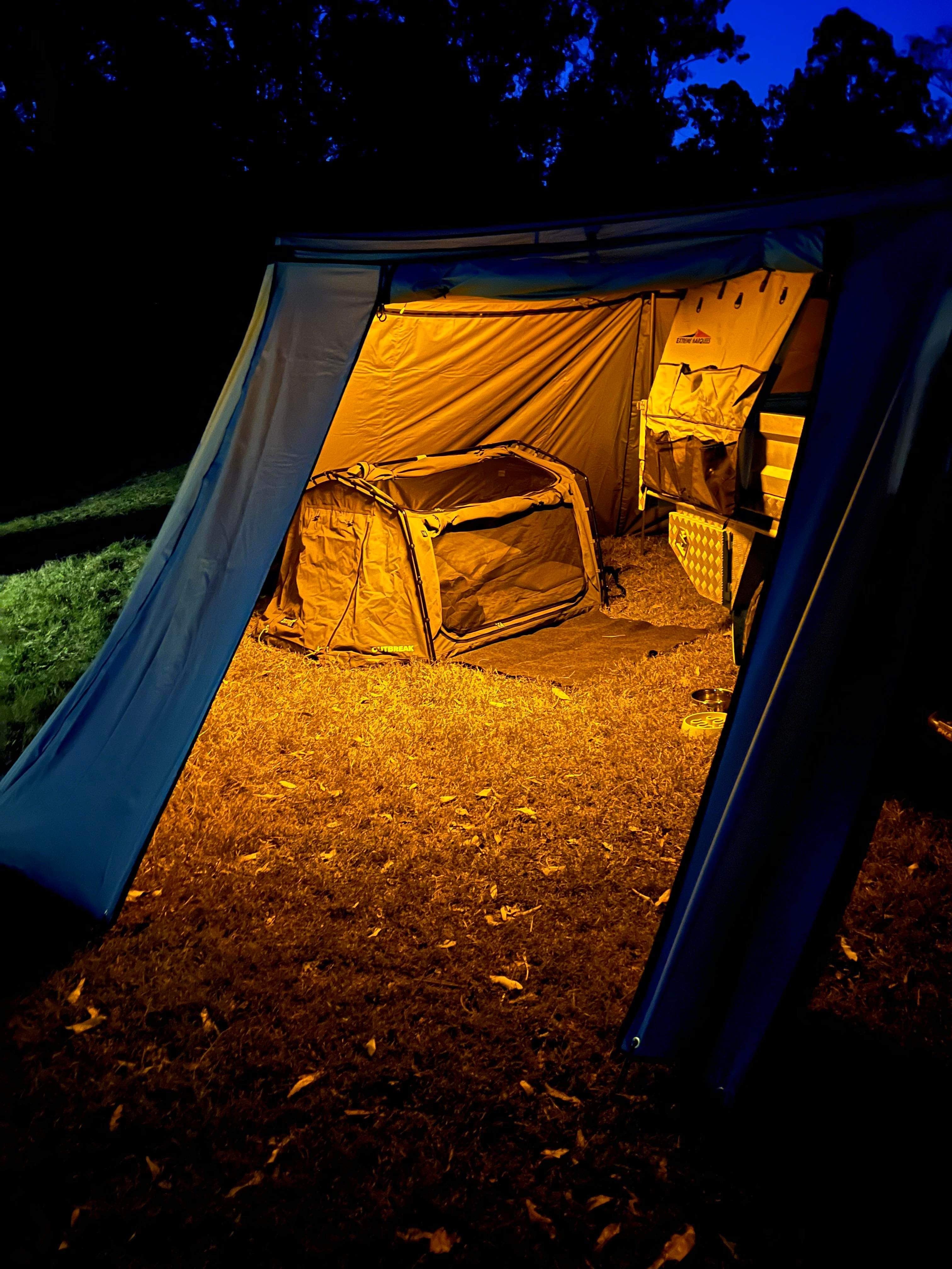 Desert Shade 270 Wall Kit | Car Awning