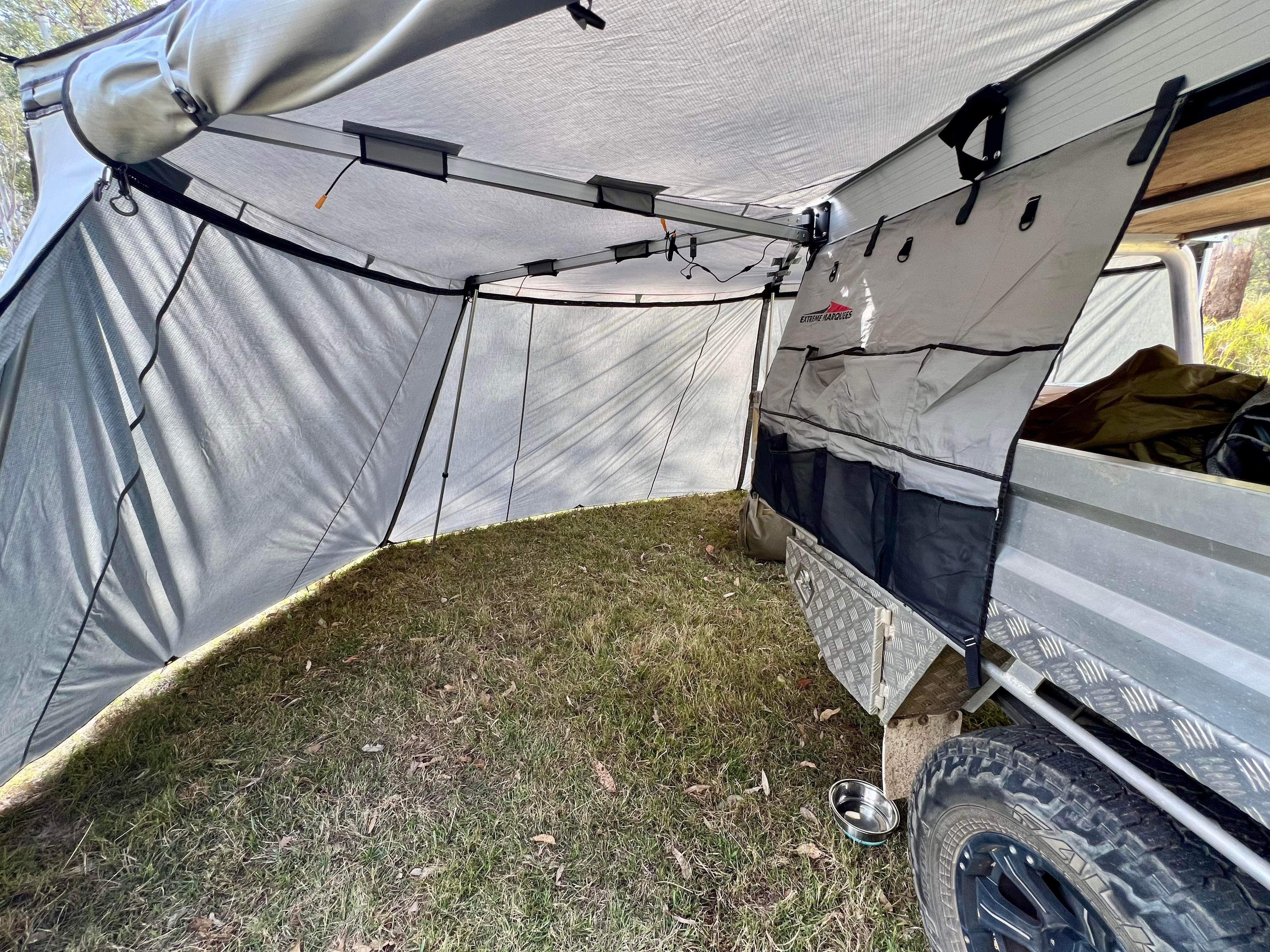 Desert Shade 270 Wall Kit | Car Awning