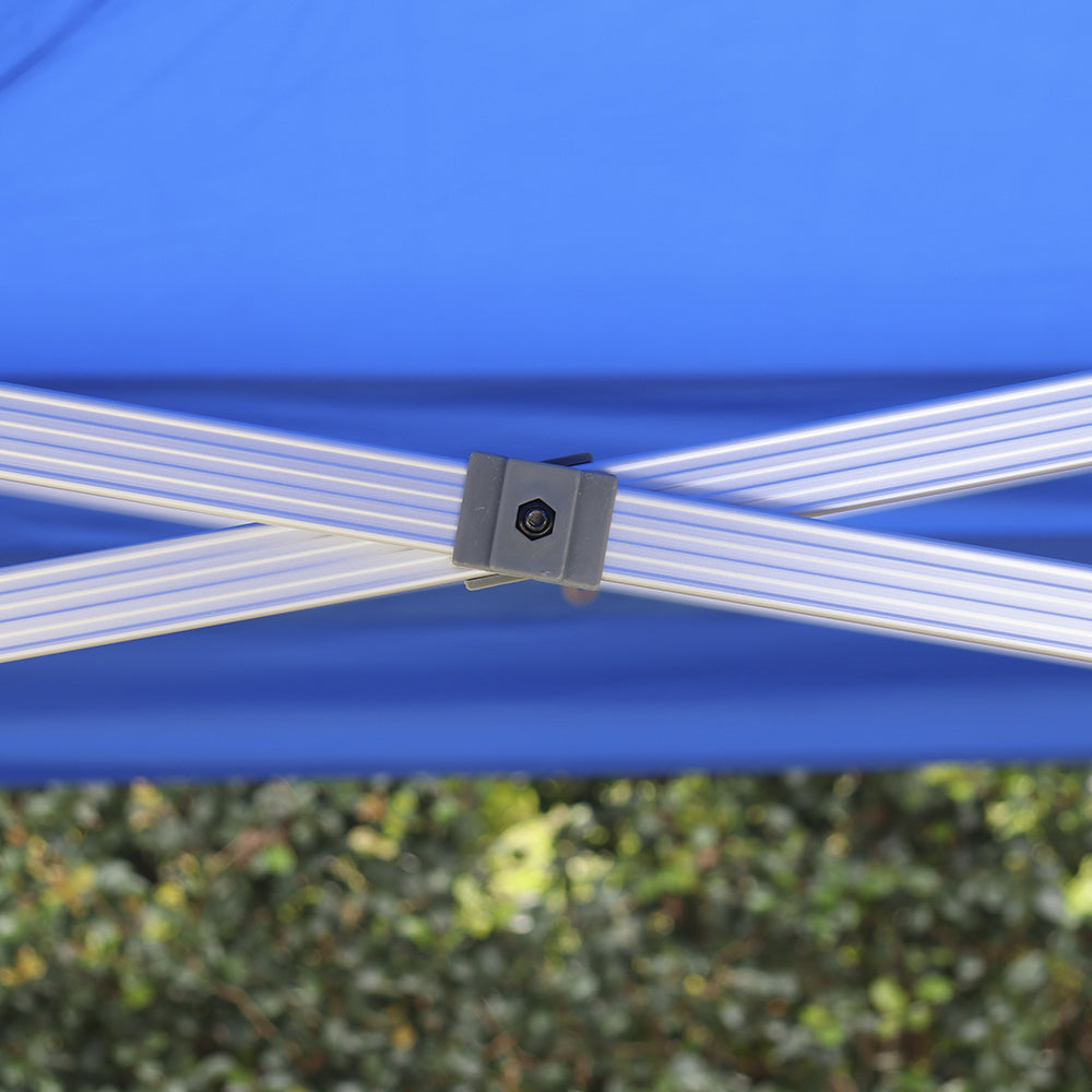 TRUSS BAR:Ribbed profile adds strength and keeps the canopy stable and in shape.