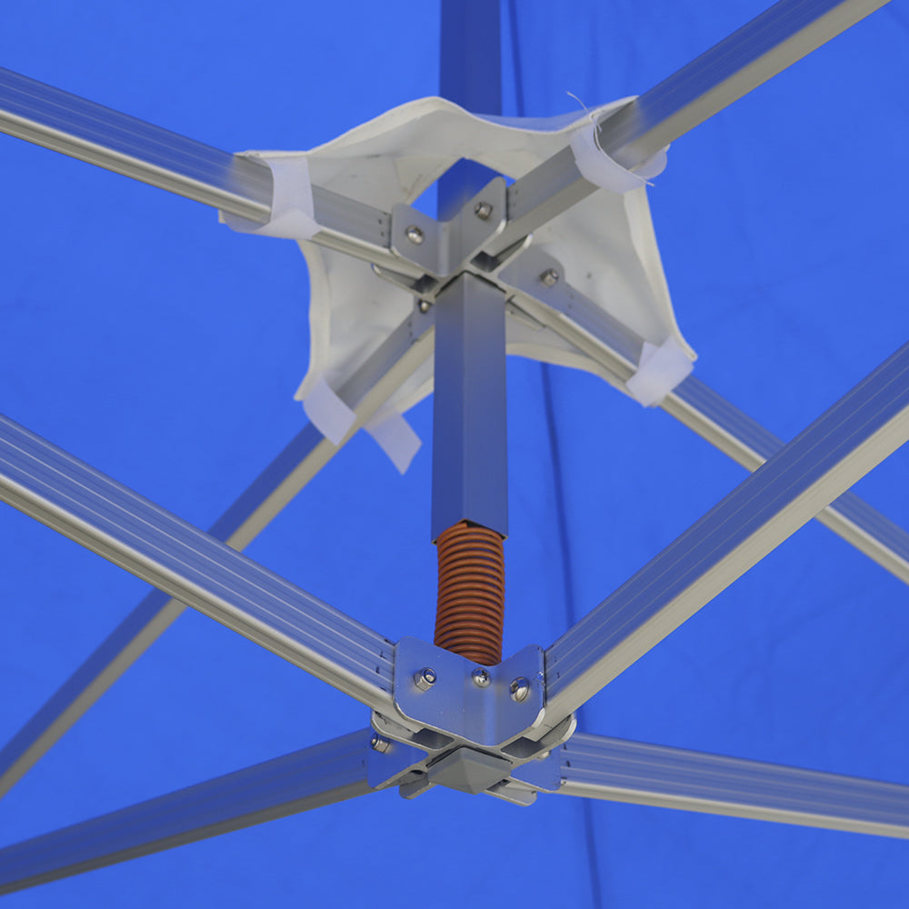 CENTRE POLE: Nylon hub joins reinforced trusses, withstanding winds up to 100 mp/h*.